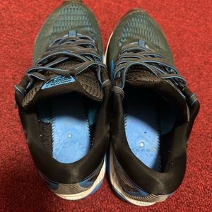 Brooks Ghost 10 Running Sneaker